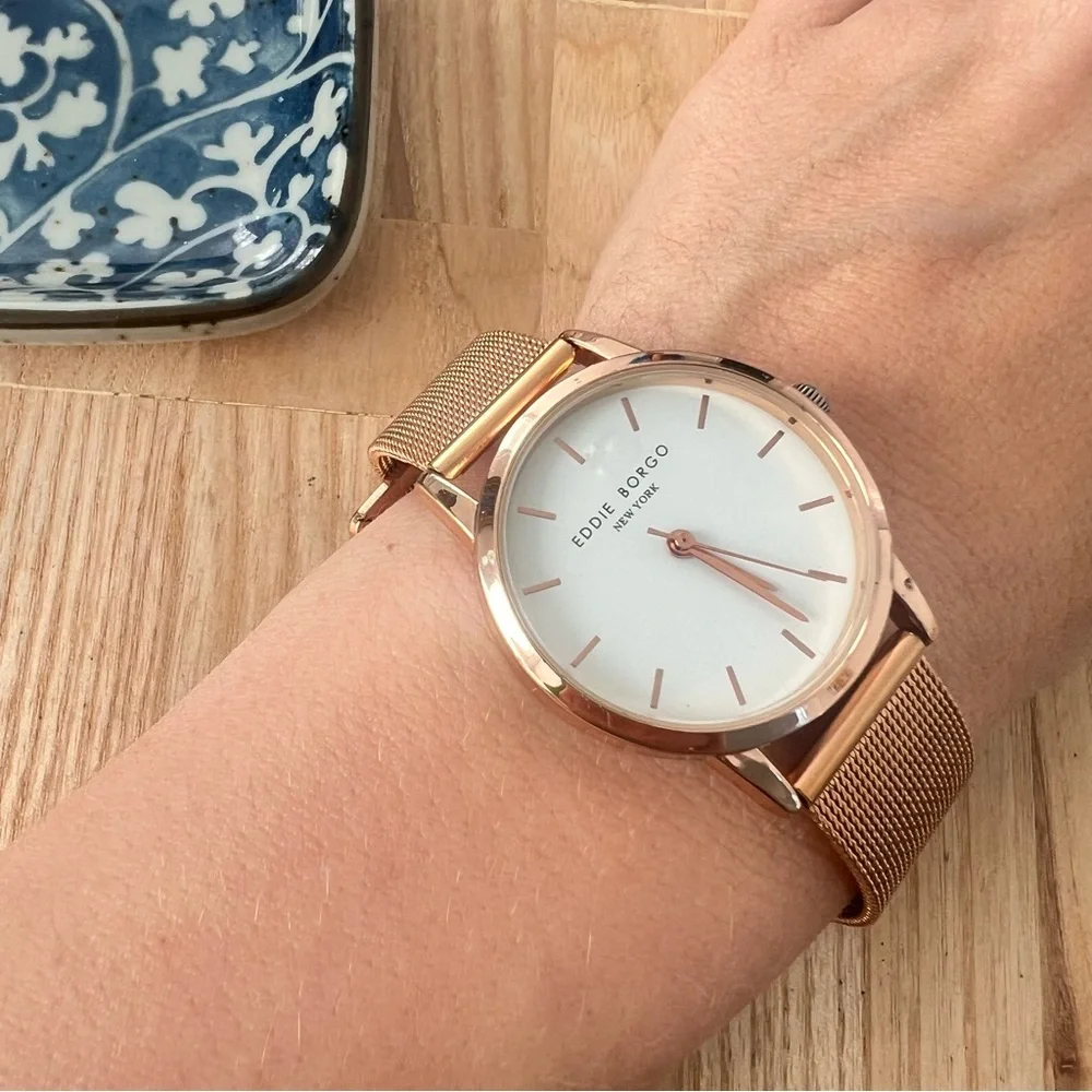 Eddie Borgo New York ladies rose gold tone dress watch NEW BATTERY